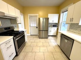 24 Weld Hill St, Jamaica Plain, MA