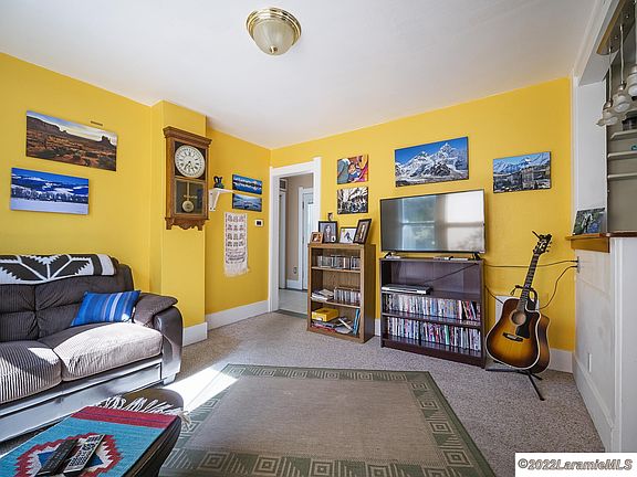 5th image of 808 E Garfield St