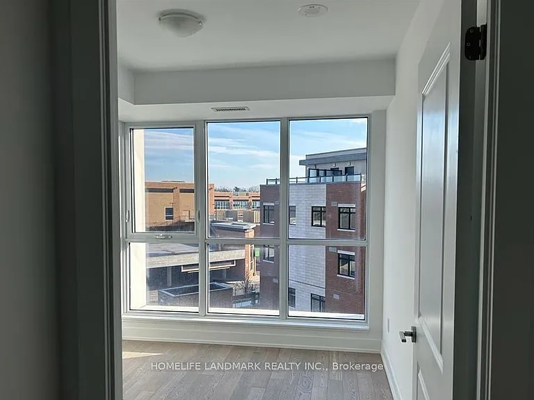 1063 Douglas McCurdy Cmn #310 — Photo 15