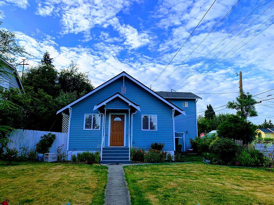 1st image of 2117 43rd St SE #B