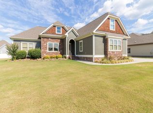 8763 Seven Lakes Dr #85, Ooltewah, TN 37363