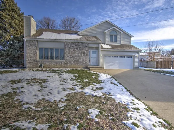 4764 Mission Dr, Decatur, IL 62526