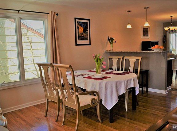 4th image of 141A Washington Ave #141A