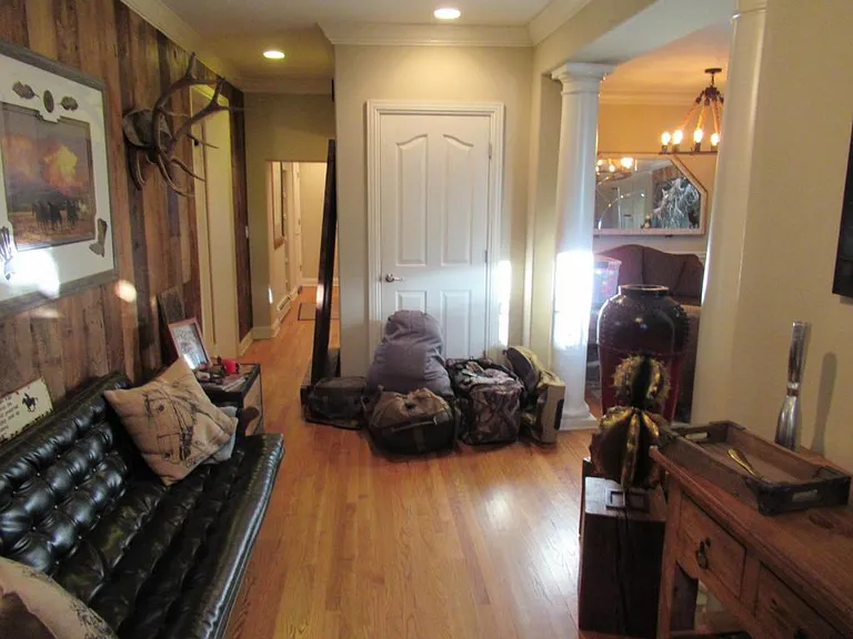 1016 N Lafayette St — Photo 9