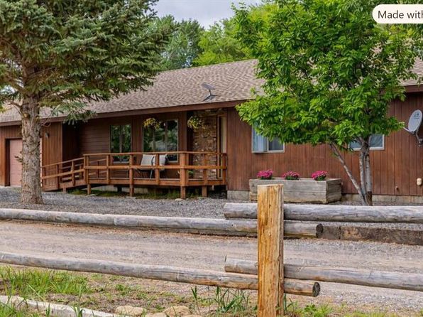 25 Four Bear Ln