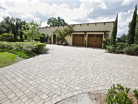 3rd image of 4594 Lake Holden Hills Dr