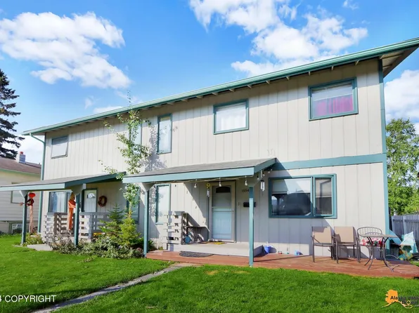 1554 Wintergreen St, Anchorage, AK 99508