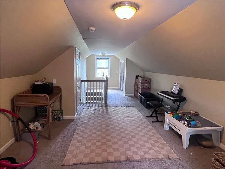 17 Pleasant View Dr — Photo 13