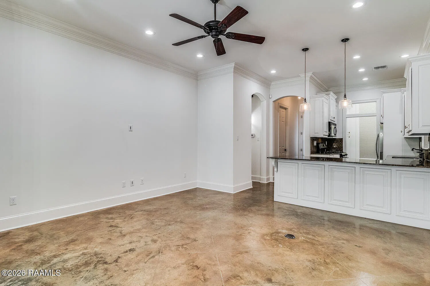2 bed, 2.0 bath, 1200 sqft, $2,150 — Photo 4