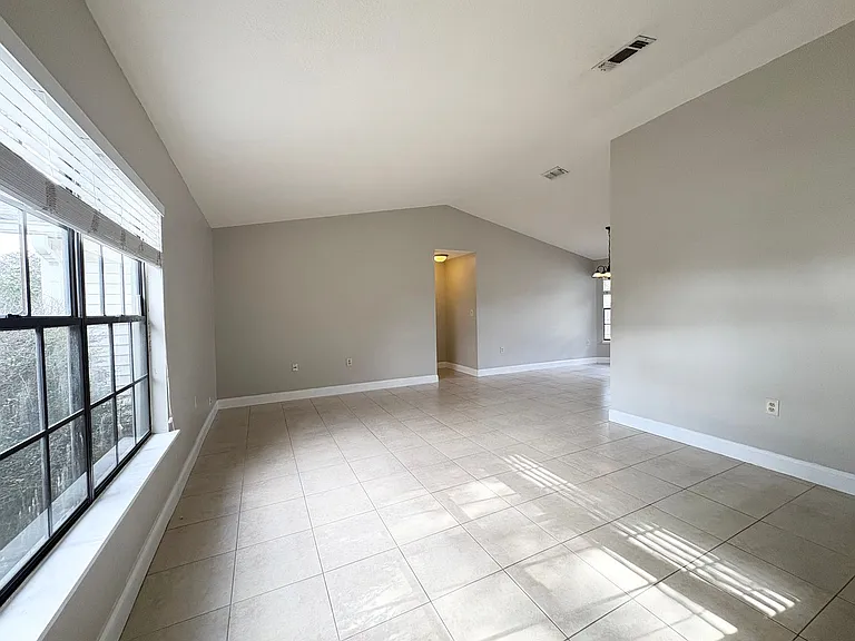 1660 Cracker Creek Ct #1 — Photo 3