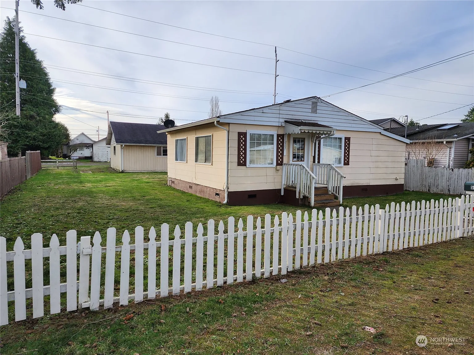 507 W Martin Street photo 1