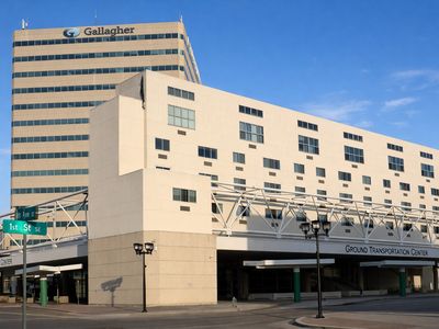 400 1st St SE APT 204, Cedar Rapids, IA, 52401