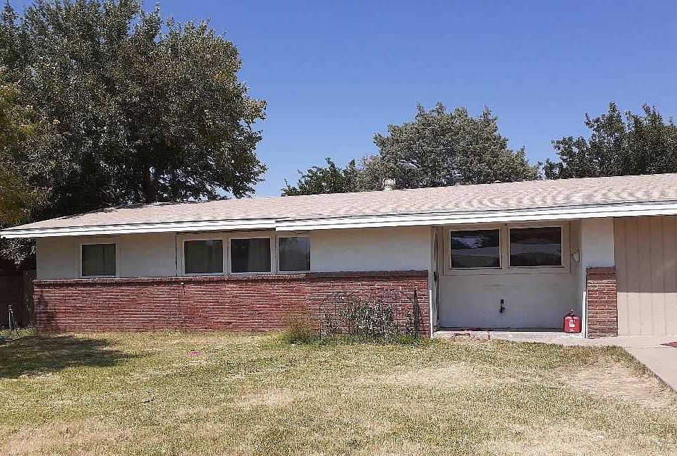 1st image of 707 W Hervey Dr