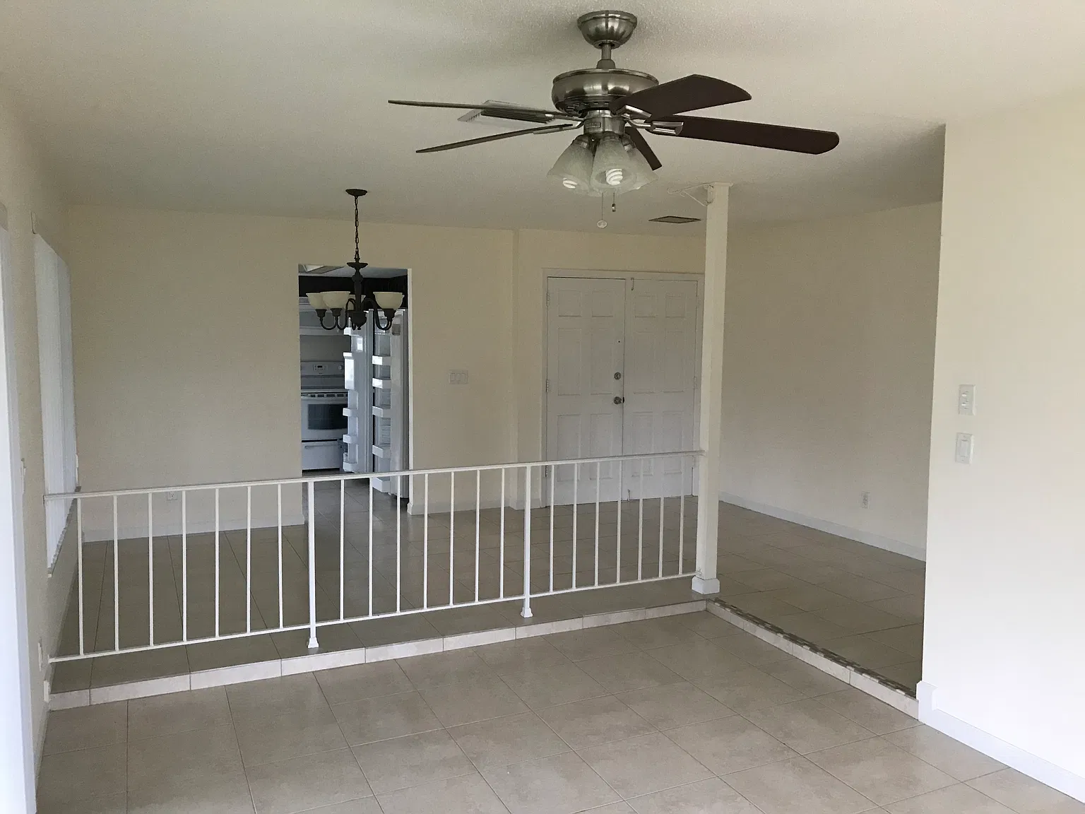 3 bed, 1201 sqft, $1,800 — Photo 3