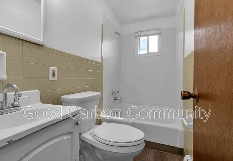 5752 Main St — Photo 12