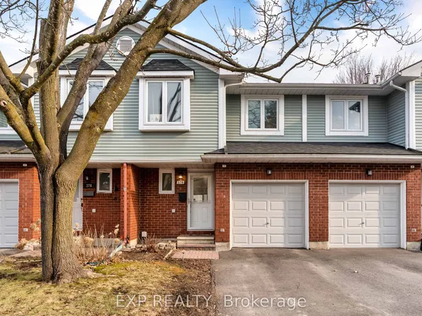 378 Valade Cres, Ottawa, ON K4A 2V8