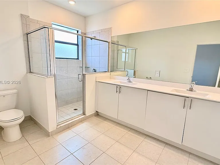 11910 SW 245th Ter #11910 — Photo 10