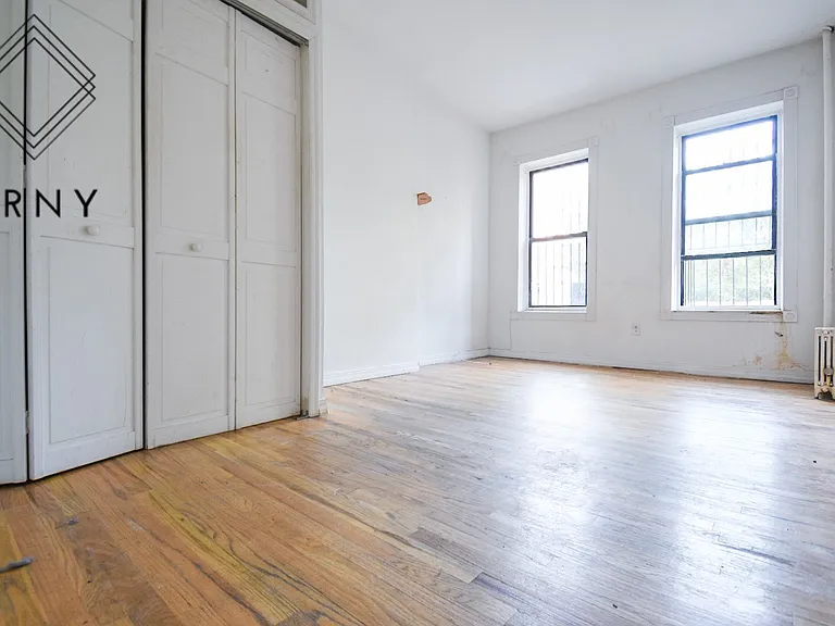 505 De Kalb Ave #2A — Photo 4
