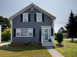 2462 Pawtucket Ave, East Providence, RI 02914