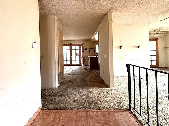 3rd image of 1588 Tumbleweed Way