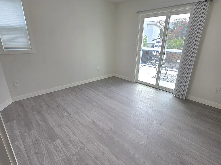 1728 Almond Ave #B — Photo 8
