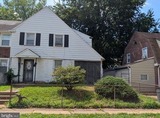 1228 Clover Ln, Chester, PA 19013
