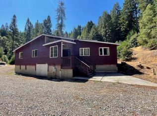 1015 Twin Trees Ln, Garberville, CA 95542