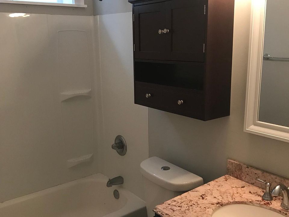 1st image of 4973 Parker Ave
