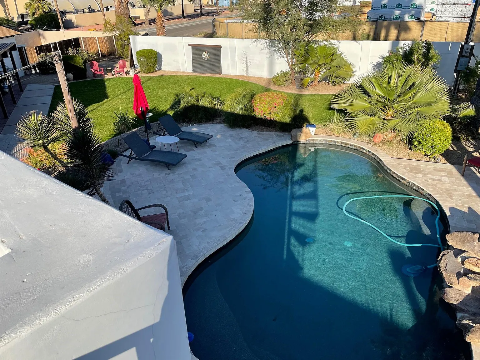 3 bed, 3.5 bath, 3326 sqft, $3,950 — Photo 2