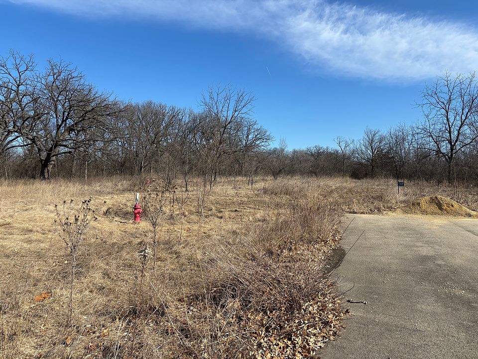 1st image of 130 & Lot 131