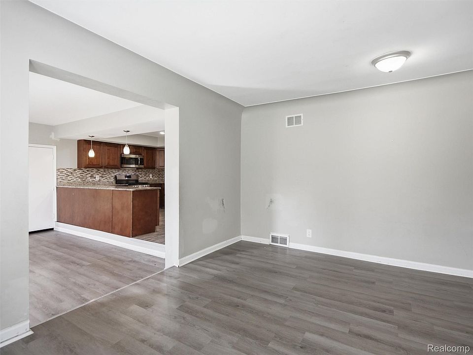 3700 Green Lake Rd, photo 10