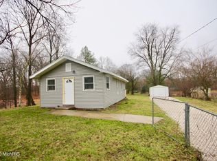 415 Hutchinson Rd, Battle Creek, MI 49017