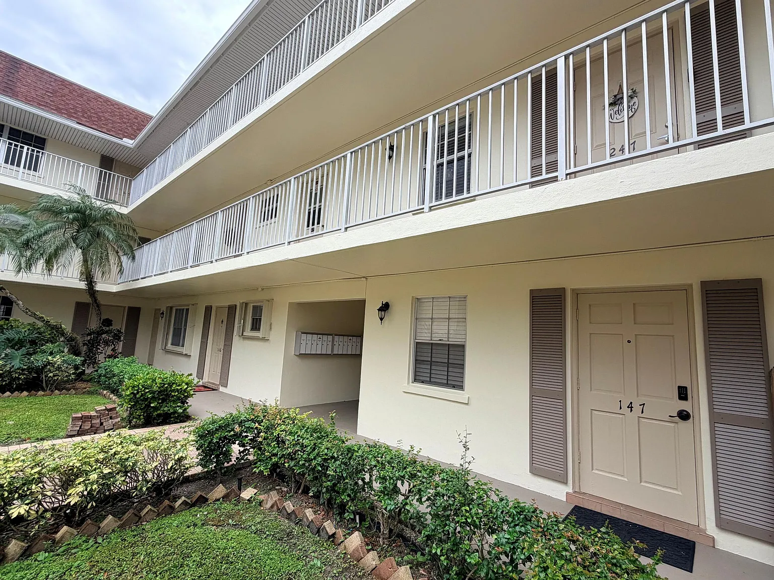 1 bed, 1.0 bath, 734 sqft, $2,500 — Photo 3