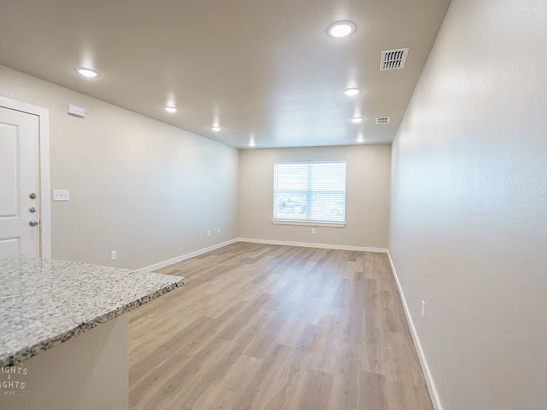 6120 Princess Ln — Photo 2