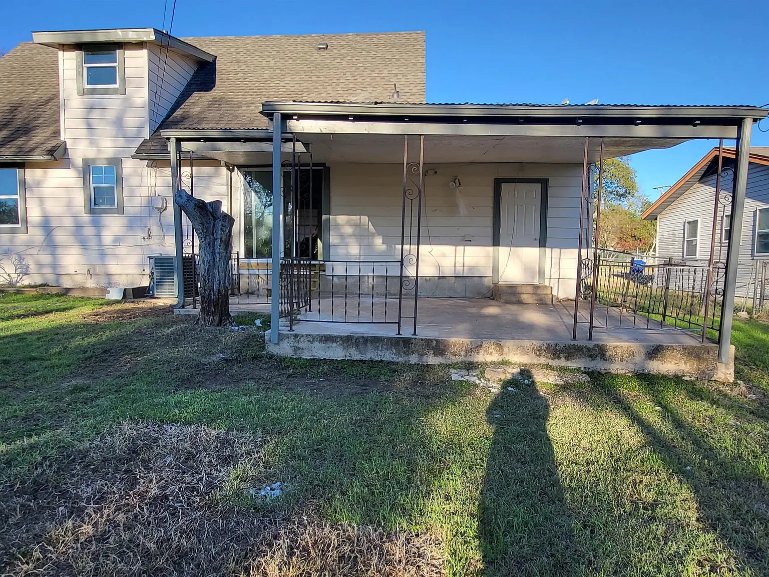 2305 Post Oak Avenue - 1 — Photo 3