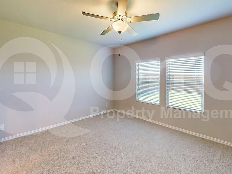 1209 Bridgewalk Dr — Photo 10