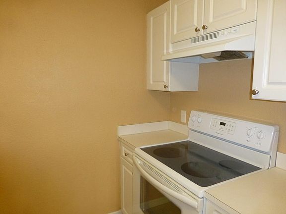 4th image of 13830 Orange Sunset Dr