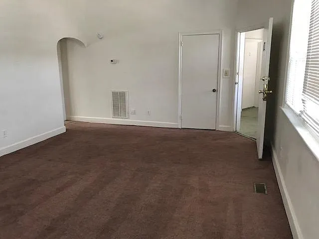 3601 Granby St — Photo 10