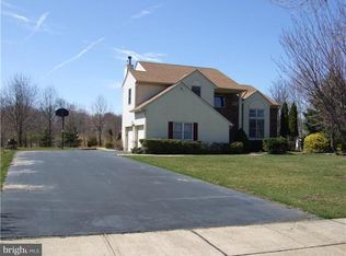 19 Haverford Rd, Princeton Junction, NJ 08550