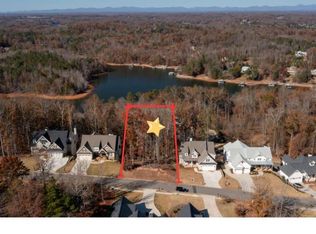 7455 Crestline Dr, Dawsonville, GA 30534