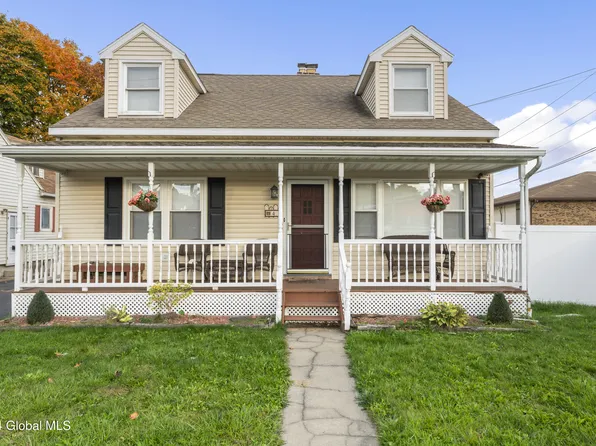 41 Saratoga Avenue, Waterford, NY 12188