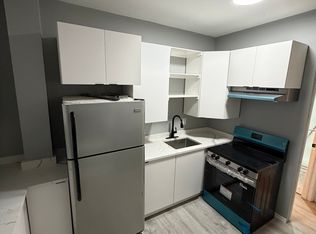 241 S 12th St APT 1, Reading, PA 19602