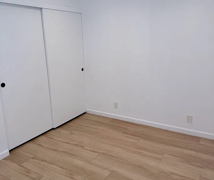 9250 Sunland Blvd #12 — Photo 15