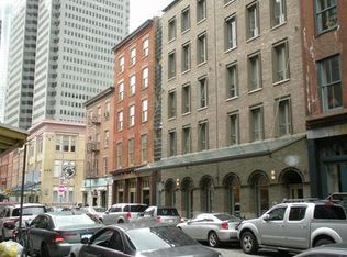 214 Front St, New York, NY 10038