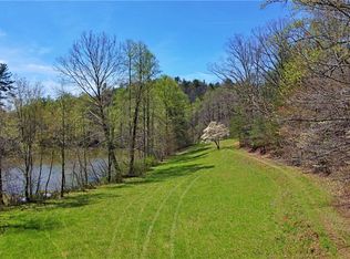 2367 John Crow Rd, Cleveland, GA 30528