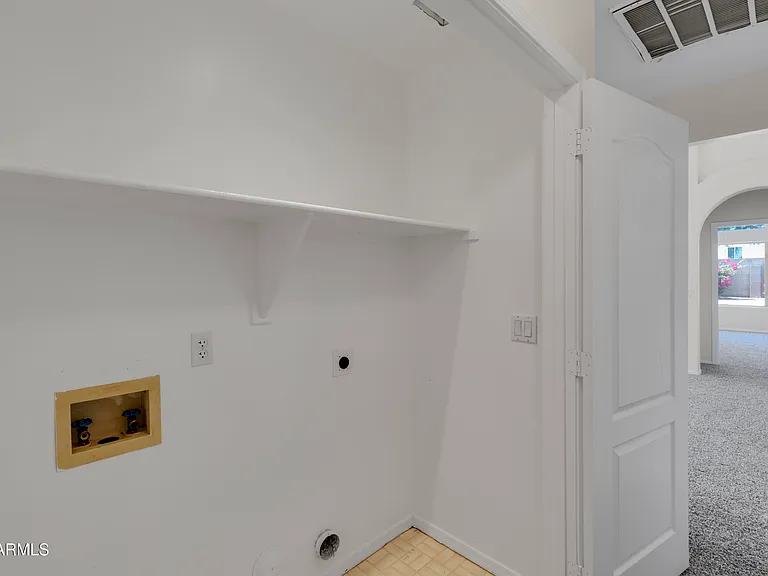 3321 W Gary Dr — Photo 30