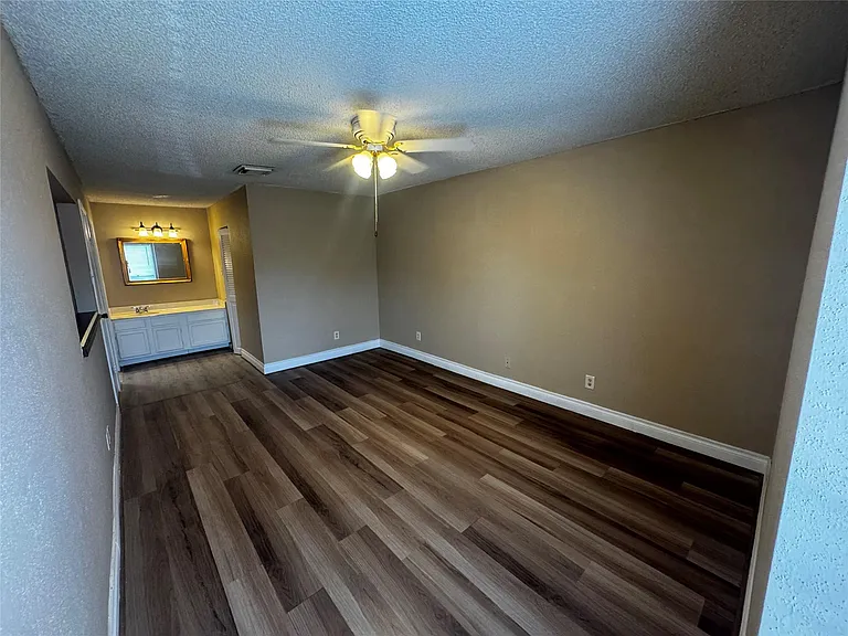 9536 Pagewood Ln #9536 — Photo 11