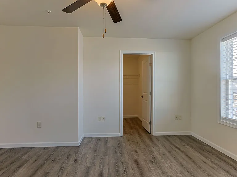 6 Scarlett St — Photo 8