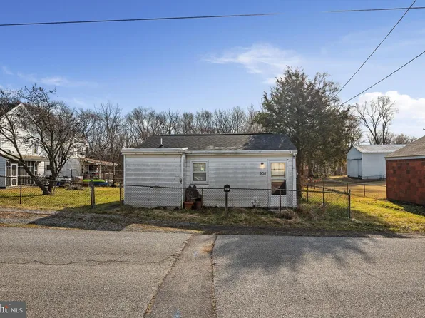 905 Factory St, Martinsburg, WV 25404