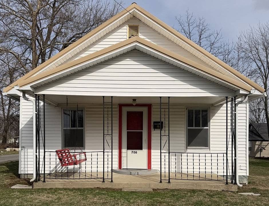 1st image of 706 SW 6th St